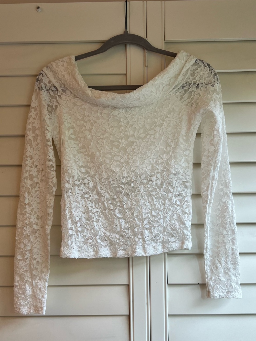 Hollister Women’s Sheer, Coquette, Moody, White Lace Long-Sleeve Top, Size Med